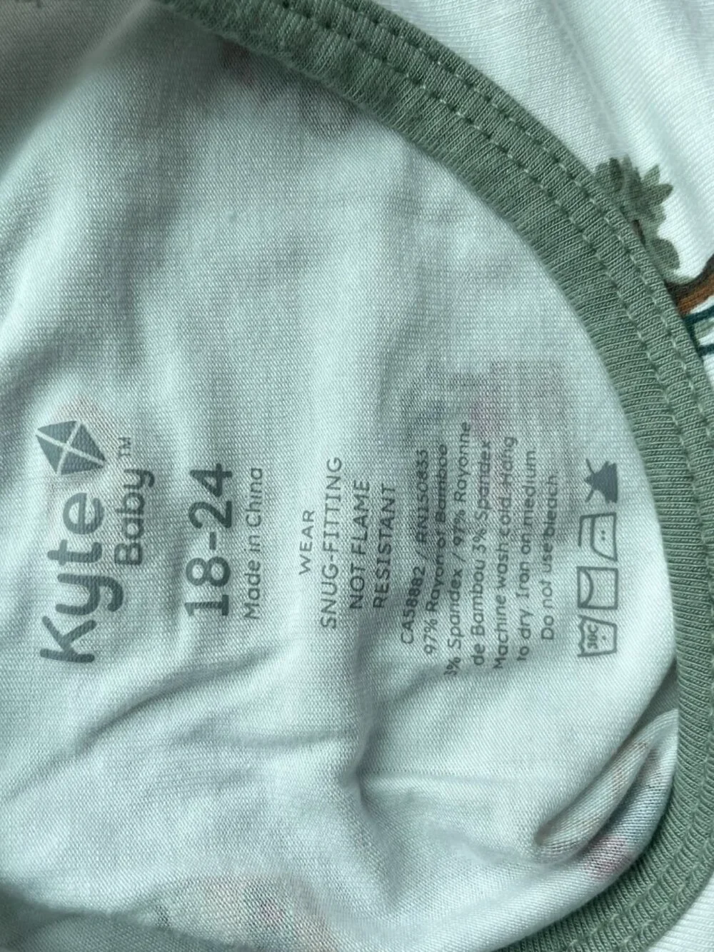 Kyte BABY Apple Orchard 18-24months two-piece pajama print
